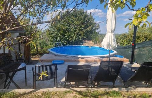 Opatovac House | Kuća za odmor Apathy