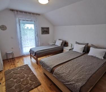 Sotin House | Kuća za odmor Bella