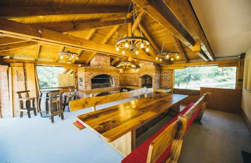 Ozalj House | Kuća za odmor Suha gora