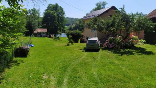 Sisak-Moslavina Apartment | Kuća za odmor Una