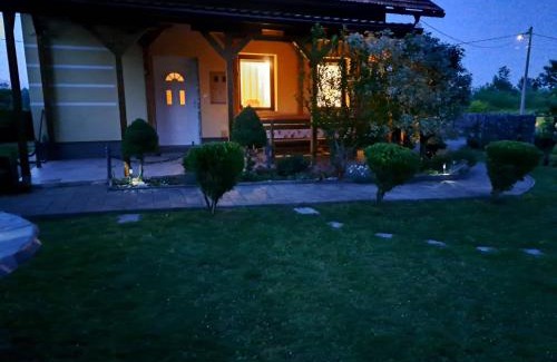 Smoljanac House | Kuća za odmor Vuković