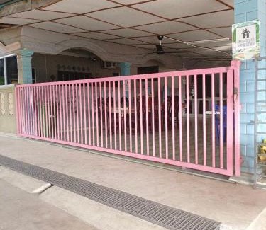 Sungai Karang House | Kuantan SnakeRiver Homestay