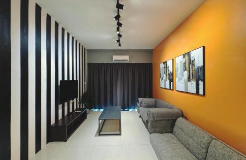 Kampung Stampin Apartment | Kuching Cozy Comfort 07 - Home Stay GEM Suites 7 Pax near Airport & Saradise