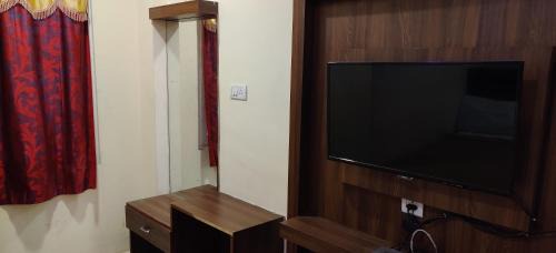 Vellore Hotel | Kumaran Millenium Residency