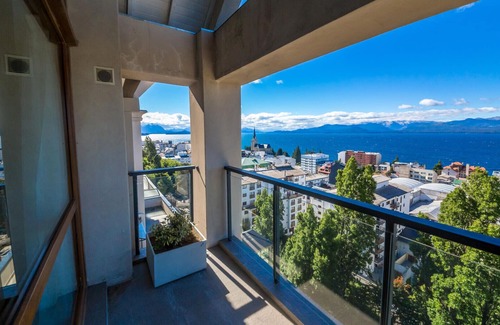 Centro Apartment | Kumelka apartment with Lake Nahuel Huapi View