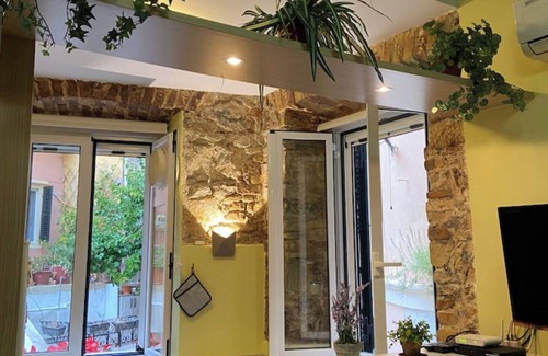 Alepou Apartment | Kumquat Apt.