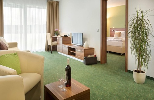 Neualbenreuth Hotel | Kurhotel Pyramide Sibyllenbad