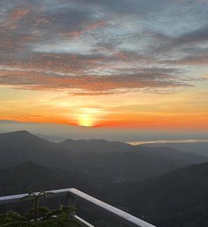 Kurseong House | Kurseong Kothee Homestay