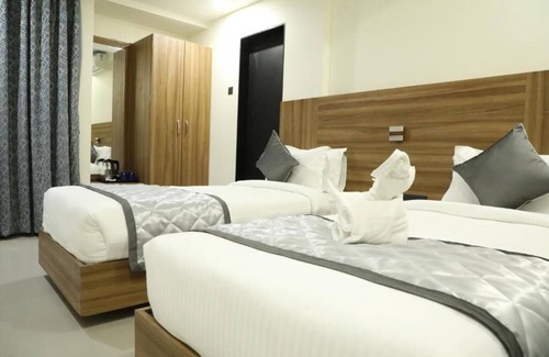 Solapur Hotel | Kyriad Hotel Solapur