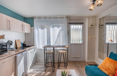 Charleville-Mezieres Apartment | L'Alexandrin - Hypercentre avec jardin