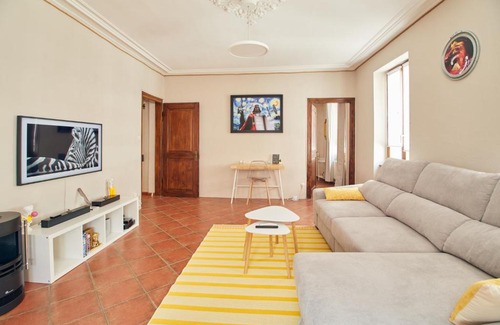 Mulhouse Apartment | L'Alsacien Artiste - Art - Moderne - Wifi - Netflix