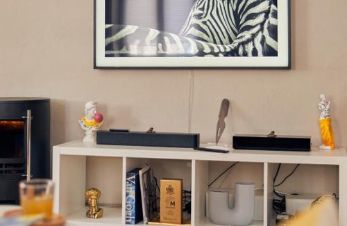 Mulhouse Apartment | L'Alsacien Artiste - Art - Moderne - Wifi - Netflix
