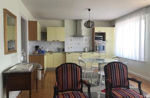 Boulogne-sur-Mer Apartment | L'Appartement de la Matelote face mer 5 personnes - 3ème étage sans ascenseur