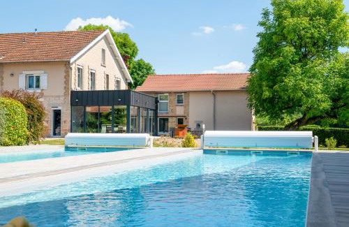 Saint-Hilaire-le-Petit House | L'Artbanne Maison Hestia