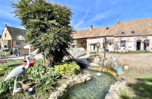 Fontaine-Sous-Jouy House | L'Auberge de la fontaine