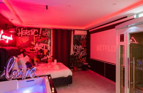 Cros-de-Cagnes Apartment | L'escapade - Jacuzzi & Sauna privés By SweetDreams