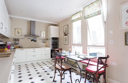 Quartier des Invalides Apartment | L'Essence de Saint-Germain-an opulent 18th-century apartment