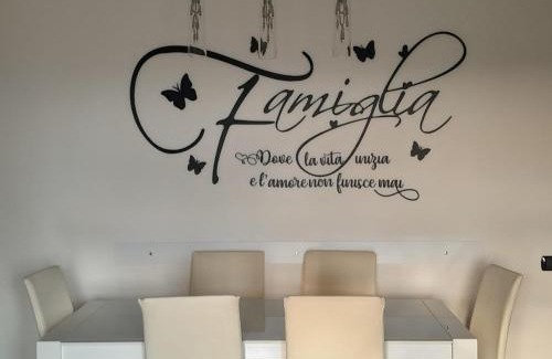 Livorno Apartment | L' essenziale