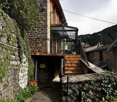 Saint-Martin-de-Valamas House | L’Hacienda, maison de caractère