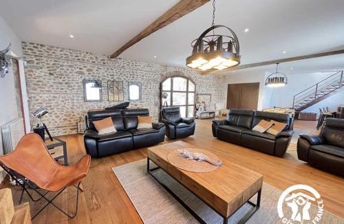 Pia House | L'hacienda