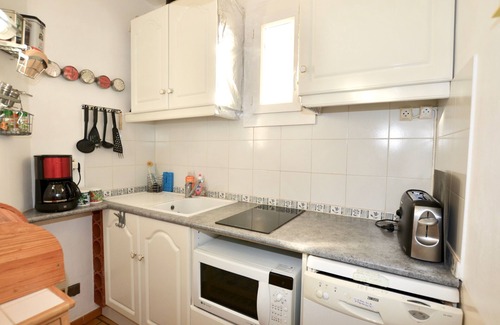 Monticello Apartment | L'Ile-Rousse, lovely 4-person apartment, private parking, air conditioning and stunning sea view