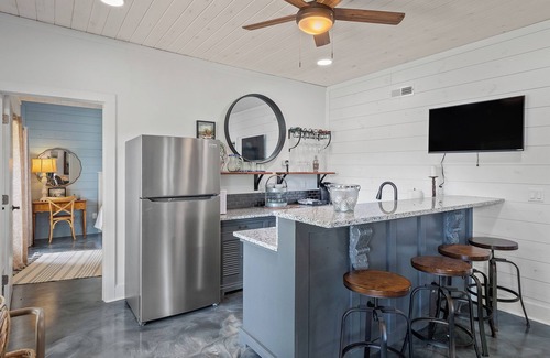 Stoney Point Landing House | L&L Lodge: 6 BR, 5 BA House in Double Springs, Sleeps 15