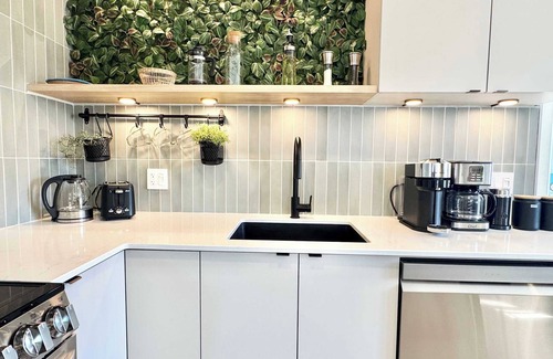 Boischatel Apartment | L Oasis Boheme Hot tub 2 Bedrooms | Free EVCharger