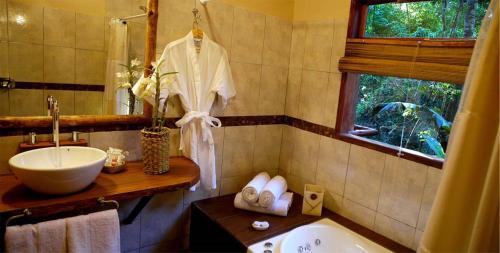 Puerto Iguazu Cabin | La Aldea De La Selva Lodge