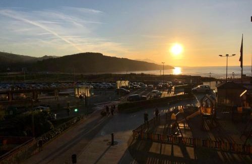 Zierbena Apartment | La Arena Beach sunset