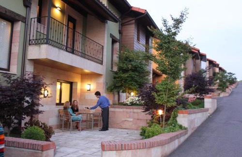 Lloreda Resort | La Boz, Nucleo Turístico Rural