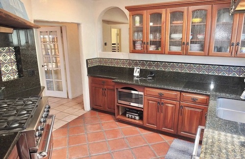 Belmont Shore House | La Brisa 1 Block From the Beach!