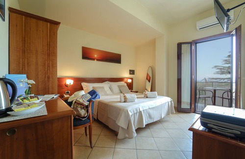 San Nicolo Hotel | La Bussola Hotel Restaurant