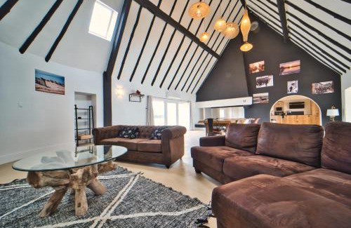 Saintes-Maries-de-la-Mer Villa | La Cabane du Boumian