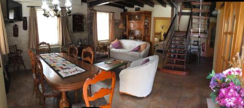 Cudon House | La casa de Cudón