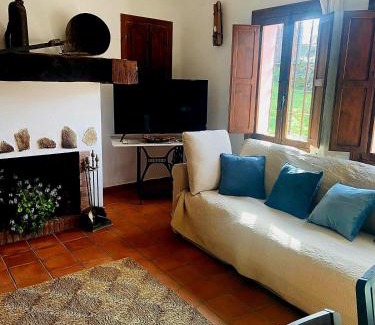 El Real de San Vicente House | La Casa de Cadia 2