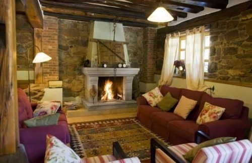 Vada House | La Casa de las Arcas