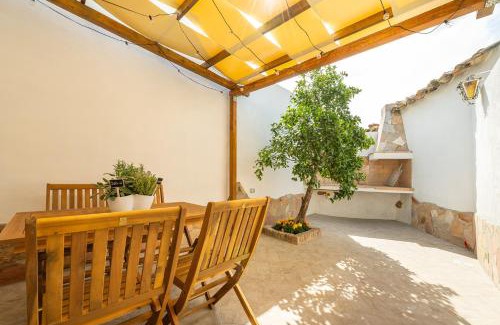 Capoterra House | La Casa dei Fiori d'Arancio