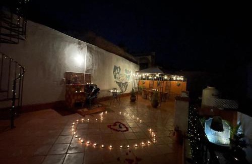 Colonia Azteca Hostel | La Casa del Abuelo