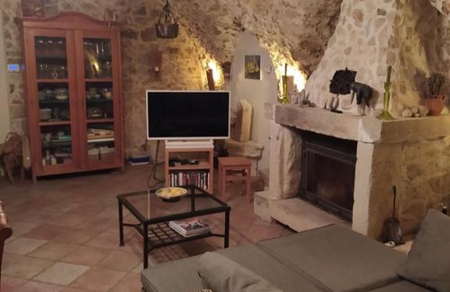 Lecce nei Marsi Apartment | La Casa del Orso