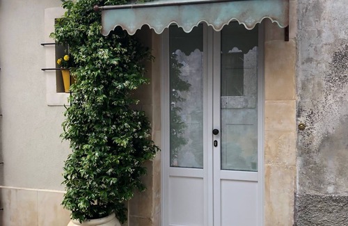 Ferla House | La Casa Dell'Artista - Short Term Rentals - Ferla