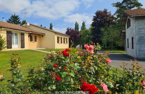 Mauleon House | La Casa - Gîte familal - 15min from Puy duFou
