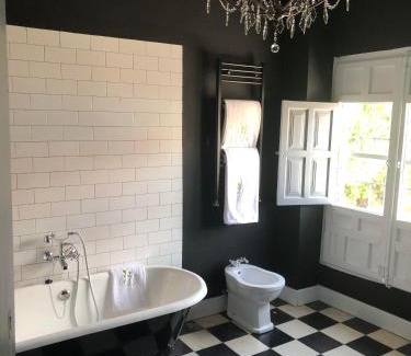 Zujaira House | La Casa Grande de Zujaira