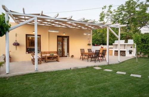 Roustika House | La Casa Rustica