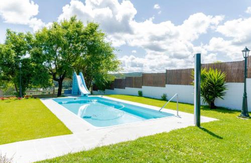 Malpica de Bergantinos House | La Casiña