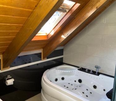 Bembibre House | La Casina del Pozo