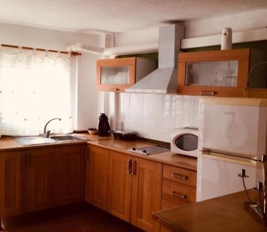 Macastre House | La casita Santa Bárbara