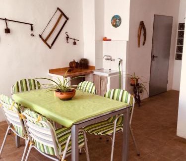 Macastre House | La casita Santa Bárbara