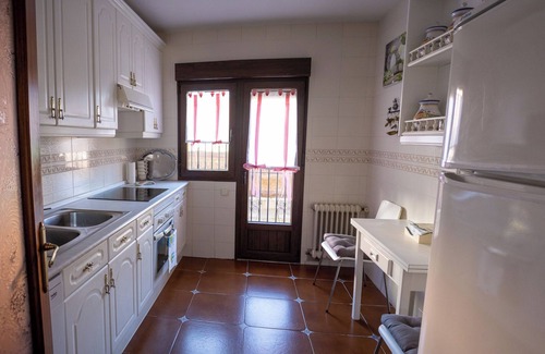 Rascafria Ski Chalet | La Casona de Rascafria, independent, surrounded by garden and ideal for families.