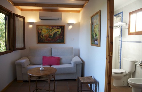 Casas de Belvis Bed & Breakfast | La Cerca Del Alcornoque
