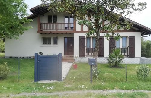 Meilhan Bed & Breakfast | La chambre de jeny